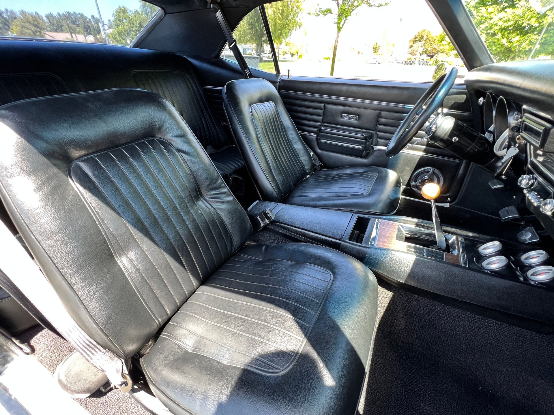 1968 CHEVROLET CAMARO RS - Image 9